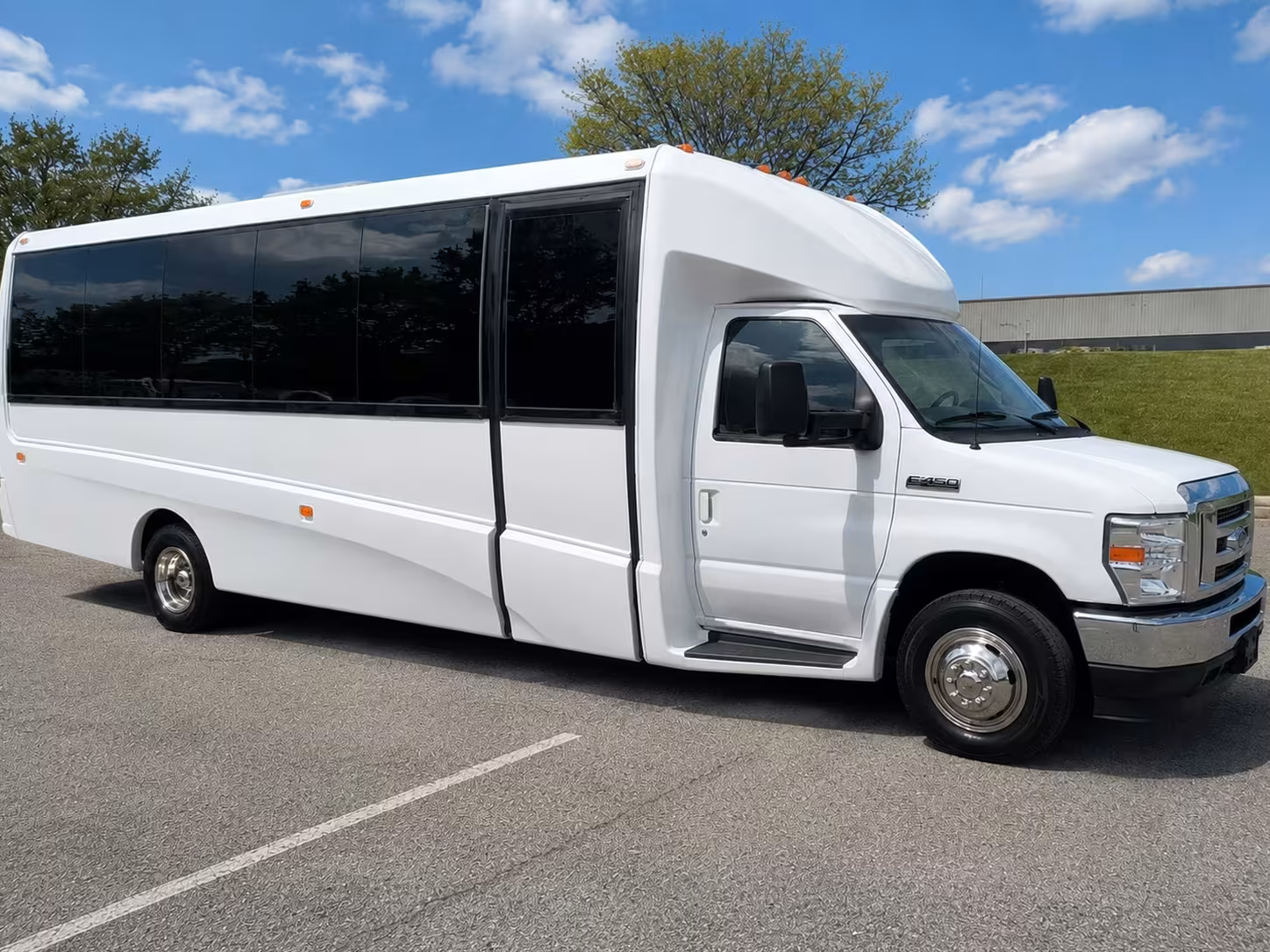 san gabriel 20 passenger minibus rental